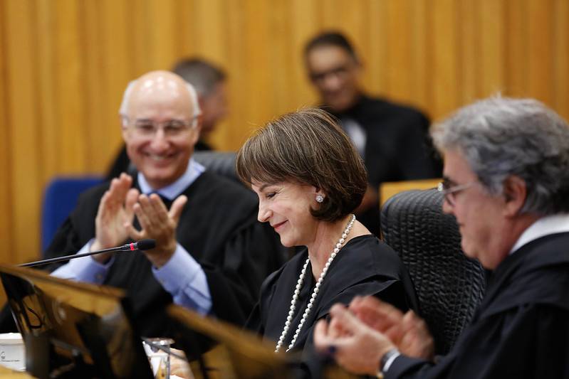 Com Covid-19, presidente do TST é transferida