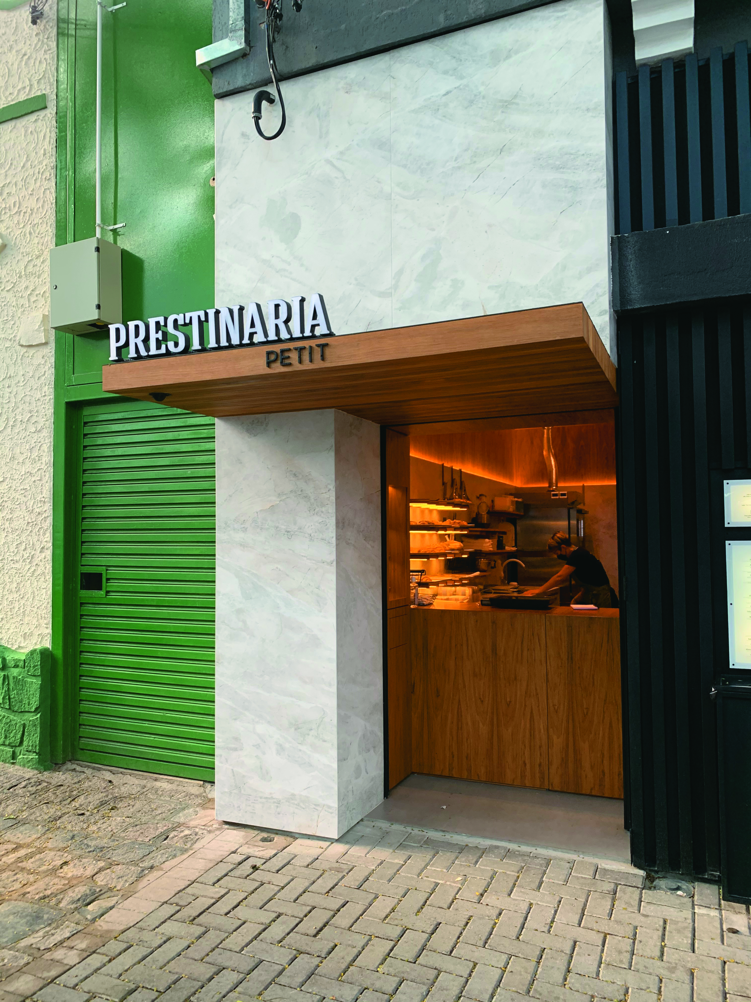 Prestinaria Petit adota o modelo simples e rápido das portinhas gastronômicas. Prestinaria Petit adota o modelo simples e rápido das portinhas gastronômicas.